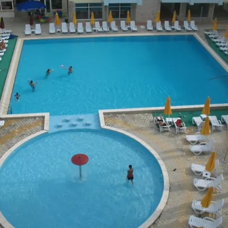 Charming Accommodation With Swimming Pool * Golem (Tirana)