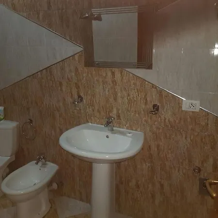Charming Accommodation With Swimming Pool Golem (Tirana)