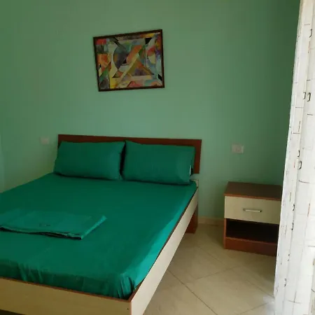 Charming Accommodation With Swimming Pool Casa vacanze Golem (Tirana)